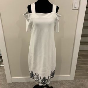 The Limited White/Navy Midi Dress w/ Embroidery S